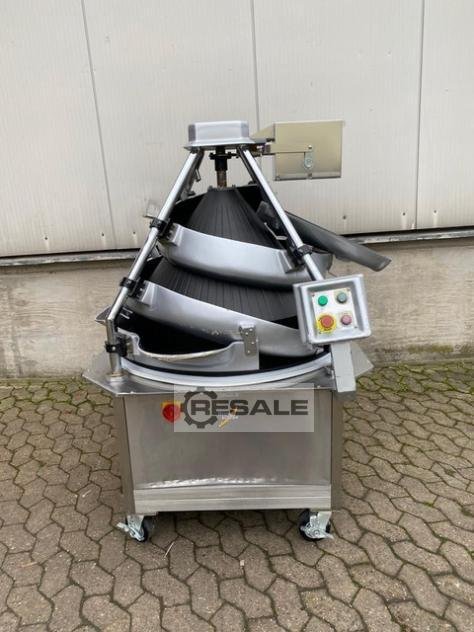 Knitting machines for dough pieces SINMAG