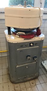 Knitting machines for dough pieces W & P Rotamat