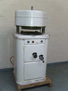 Knitting machines for dough pieces W & P Rotamat