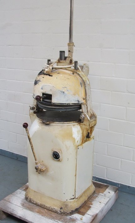 Knitting machines for dough pieces SCHMIDT Record