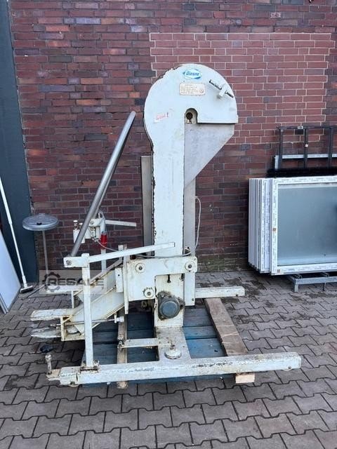 Lifting tippers DIOSNA HK170