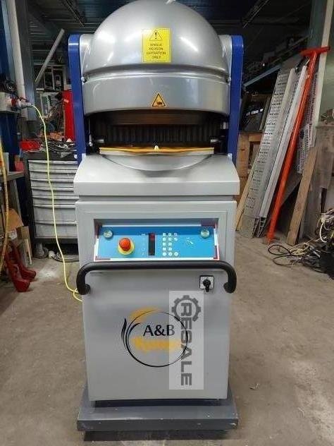 Presses for bread rolls A + B RUNGE / DAUB Automatik