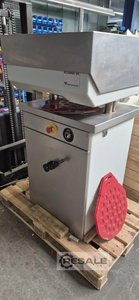 Presses for bread rolls WP / RIELE Rotamat EN