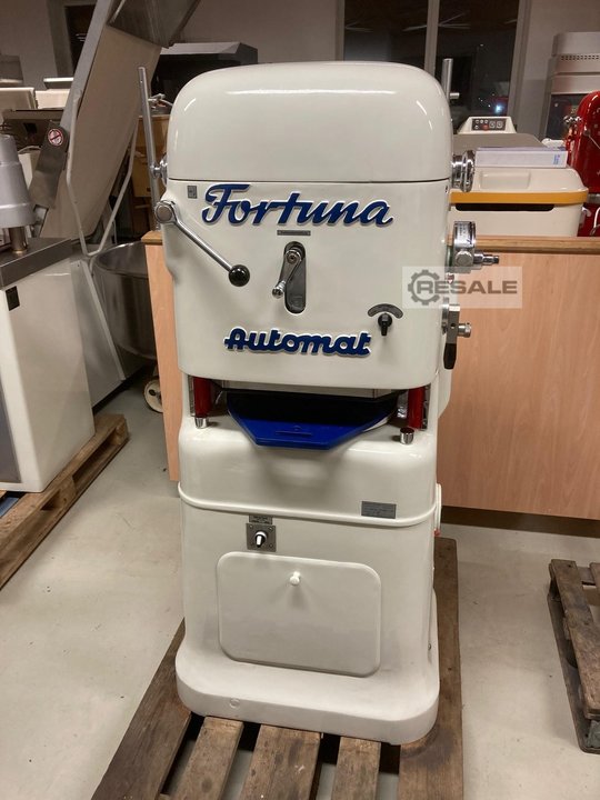 Presses for bread rolls FORTUNA Automat 3-30