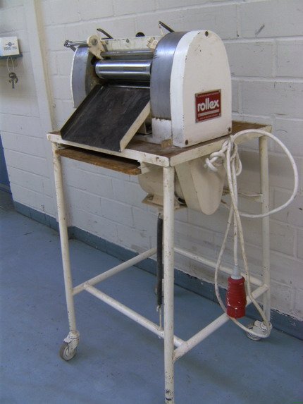 Pretzel making machines FRITSCH Rollex