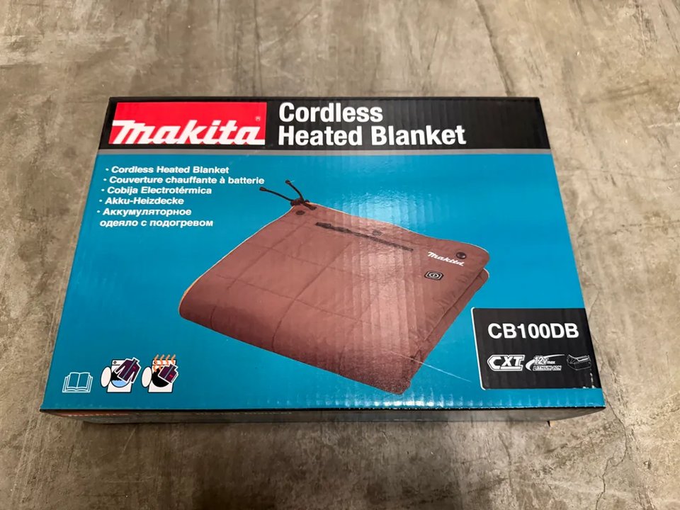 Makita CB100DB batteriebeheizte Decke Grundkörper in Tasche