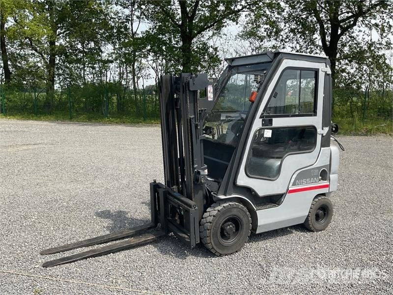 Nissan NL01A15 1500 kg Forklift