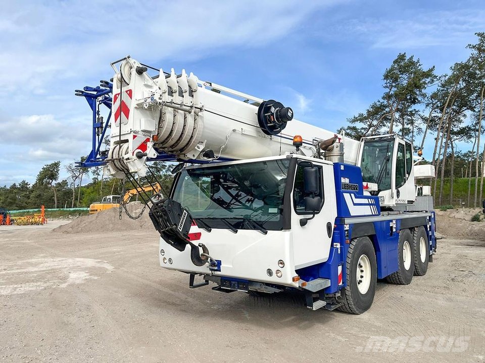 Liebherr LTM 1055-3.2 2022   Mobile cranes