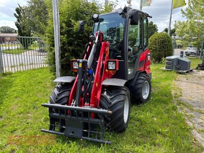 Schäffer 2630 Hoflader