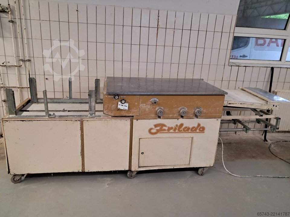 Frilado Maschine für Langbrötchen, Baguettes.