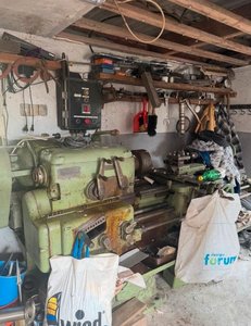 Robuste Drehmaschine für Metallarbeiten