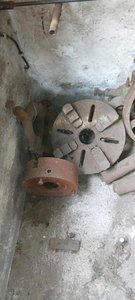 Verkaufe Drei und Vierbacken Futter waren oder sind für Drehbank