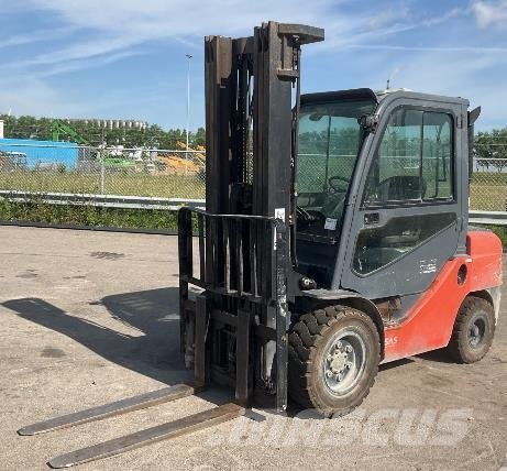 Toyota 02-8FDJ35 Dieselstapler