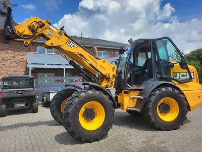 JCB TELESKOPRADLADER TM 320 S