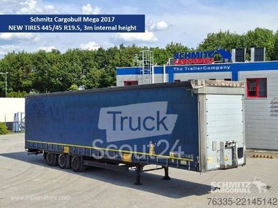 Auflieger mit Pritsche & Plane Schmitz Cargobull Curtainsider Mega gebraucht