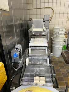 Systems for bread rolls LIPPELT Mini Rustica Guillotine + Sta