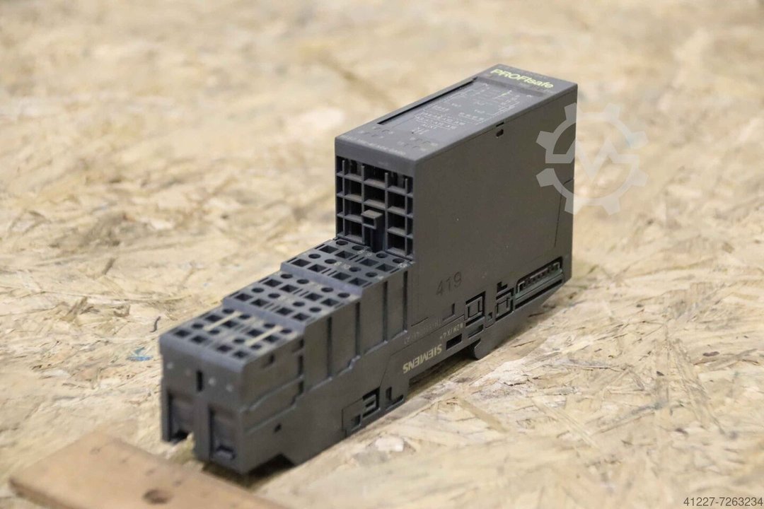 Siemens** 6ES7 138-4FA04-0AB0