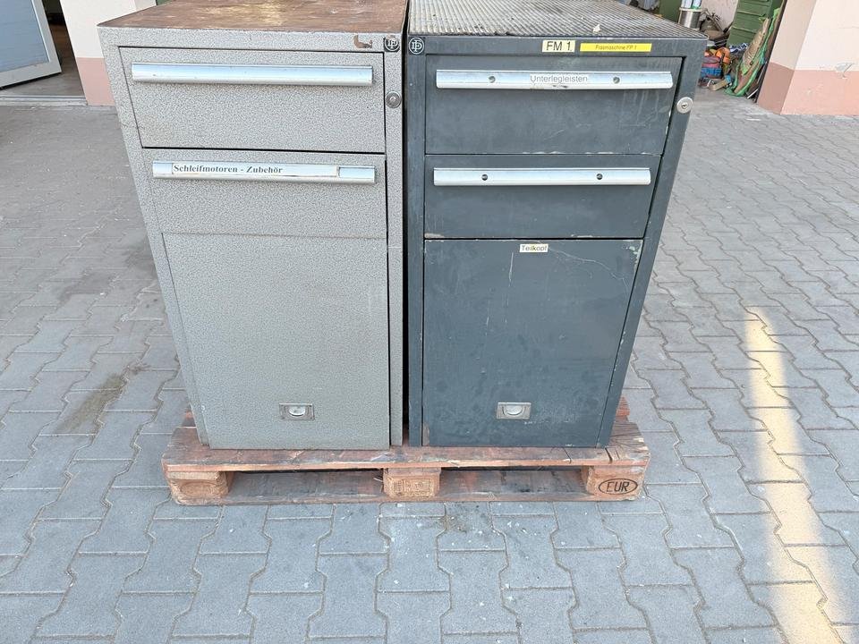 Fräsmaschine Deckel Fp Werkstatt Schrank