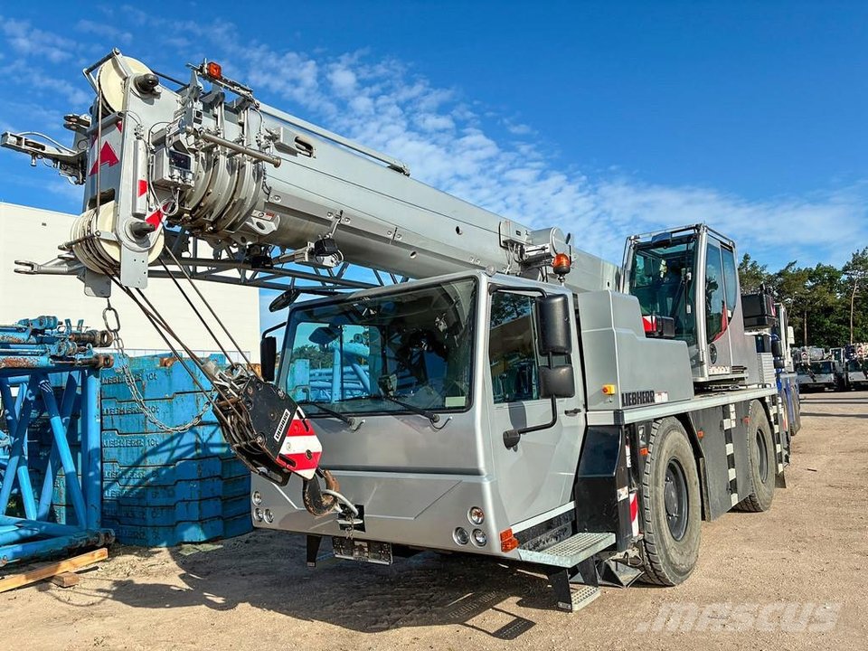 Liebherr LTM 1030-2.1 2023   Mobile cranes