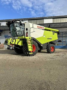 Claas Lexion 630 Getreidemaschine Allrad Gurtband
