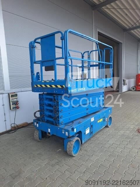 Scherenhebebühne Genie GS-4047 gebraucht