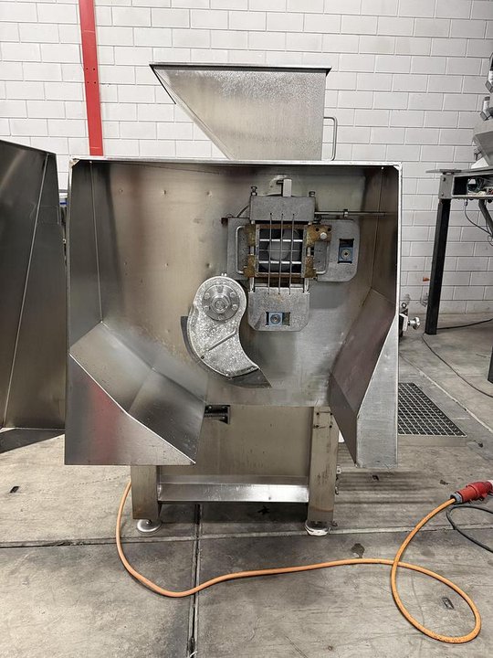 Cube dicers HOLAC Dicer