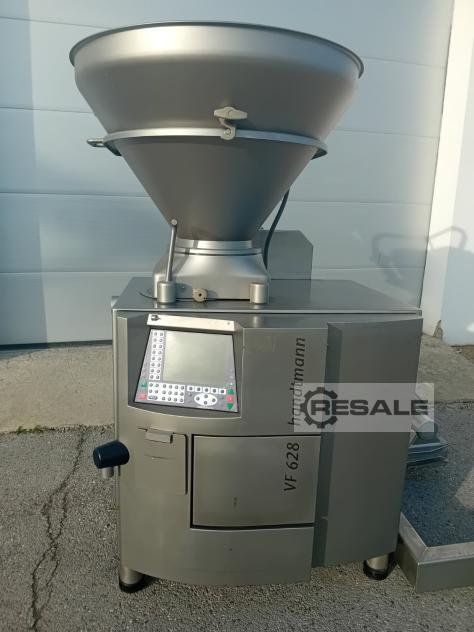 Filling and vacuum filling machines HANDTMANN VF 628