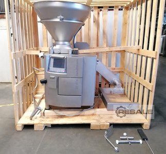 Filling and vacuum filling machines HANDTMANN VF 616