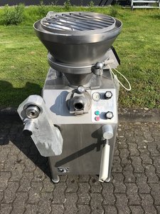 Filling and vacuum filling machines VEMAG Robot 500
