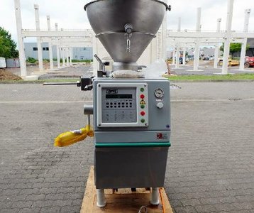 Filling and vacuum filling machines VEMAG Robby