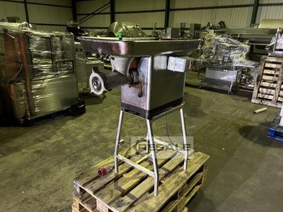Meat mincers BUTCHER BOY TCA32