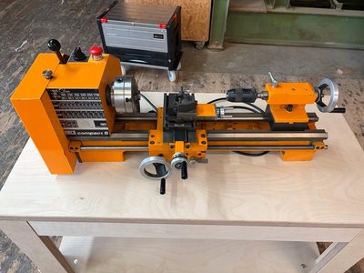 EMCO Compact 8 Präzisions-Drehmaschine