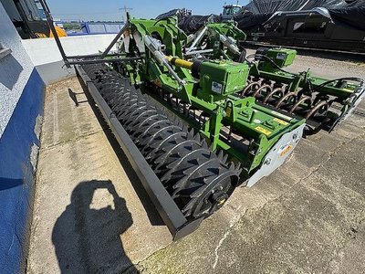Celli Energy P 5 m Kreiselegge klappbar Packerwalze, hydr. Walzenverstellung