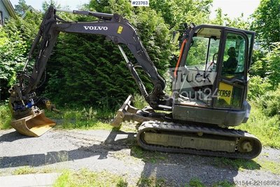 Minibagger Volvo ECR58F with tilt and two buckets. Only 3,035 hours gebraucht