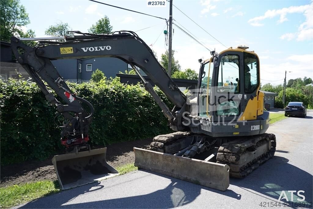 Raupenbagger Volvo ECR88D with tilt and two buckets. Only 4700 hours gebraucht