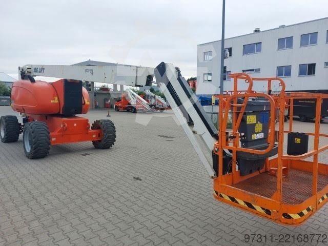 JLG 800AJ