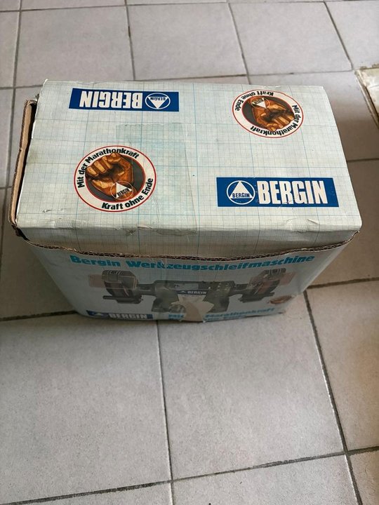 BERGIN WERKZEUGSCHLEIFMASCHINE