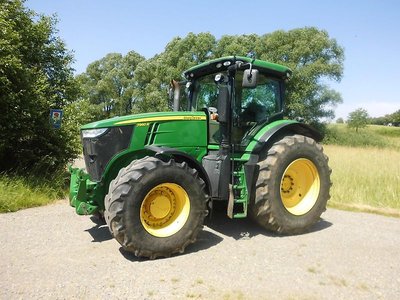 John Deere 7260 R