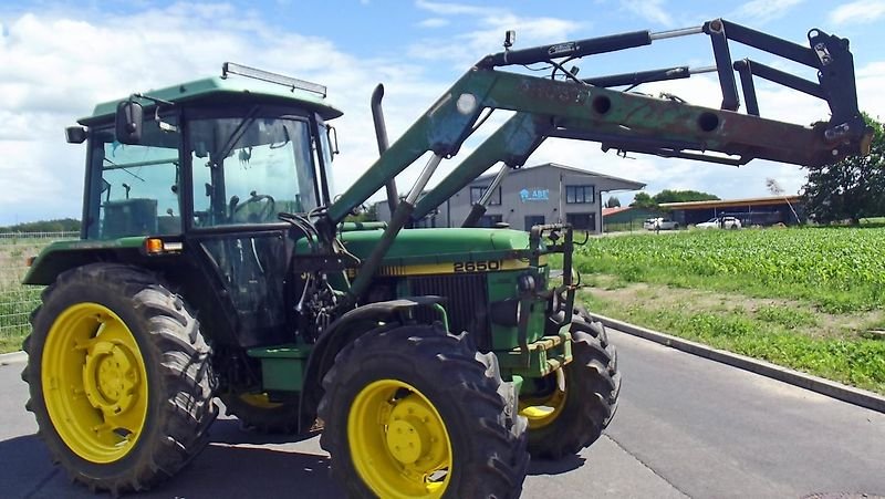John Deere 2650+ Frontlader