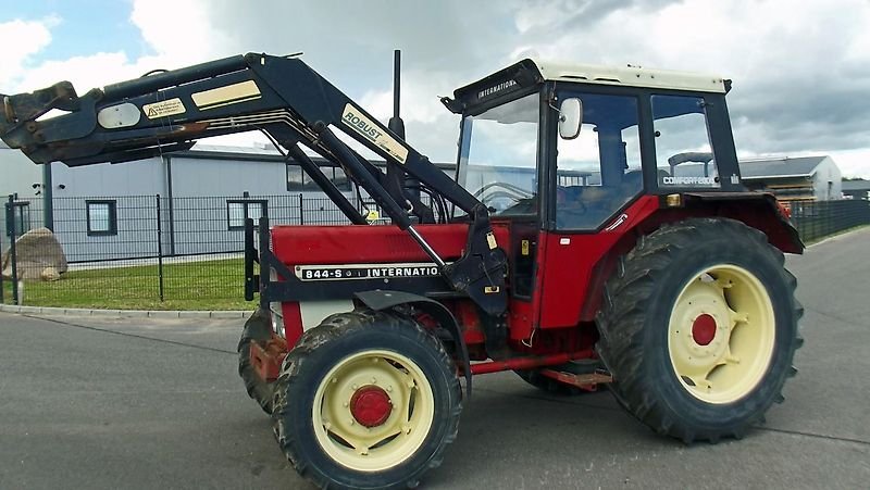 Case IH 844+ Frontlader