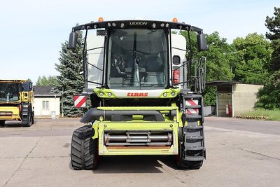 Claas LEXION 8700 TT OHNE SCHNEIDWERK