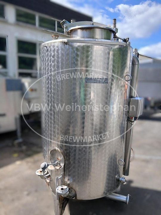 Stainless steel silos GEA TILL