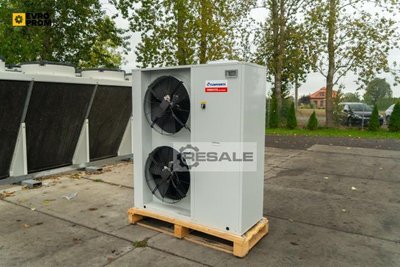 Chillers CLIMAVENETA I BX N 025T HASNV 24.7 kW/26.1