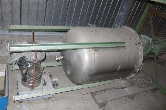 Storage tank 150 l. with agitator in V2A NETZSCH 262.01