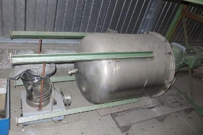 Storage tank 150 l. with agitator in V2A NETZSCH 262.01