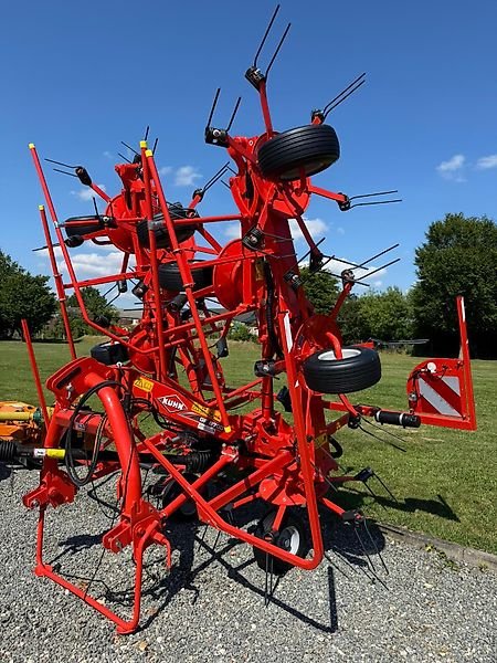 Kuhn GF 8700