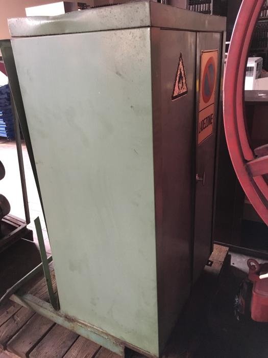 Pump cabinet / Horn pump MP 5 HORN / TECALEMIT MP 5 / 700 l/min