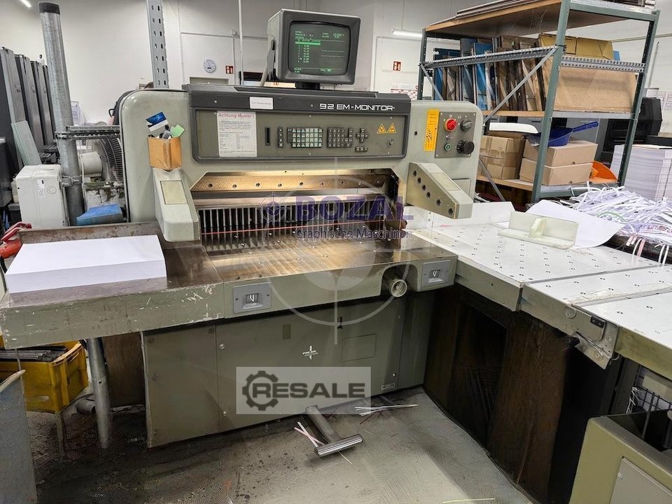 Paper cutters POLAR 92 EM-Monitor