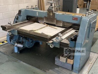 Paper cutting machines DERITEND 130