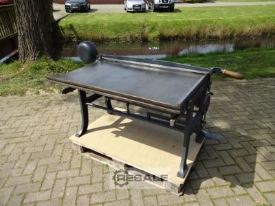Paper cutting machines KARL KRAUSE 110 l